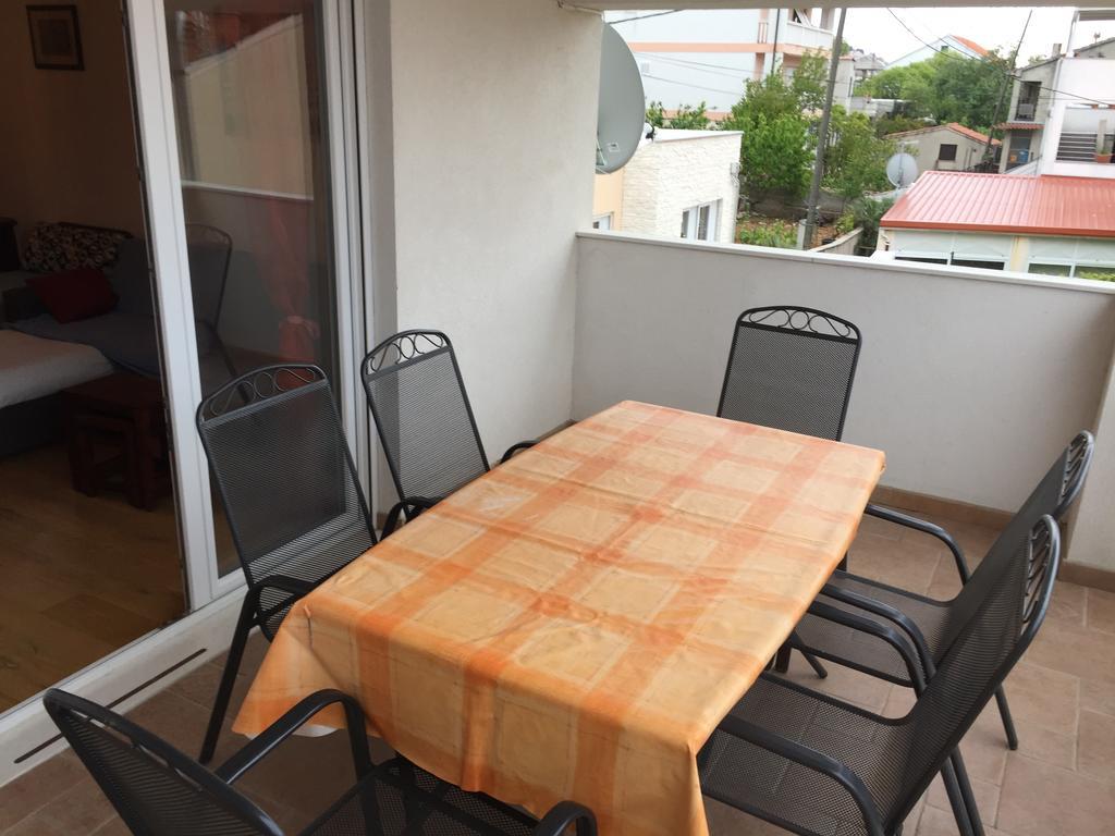 Apartment Jole シベニク エクステリア 写真